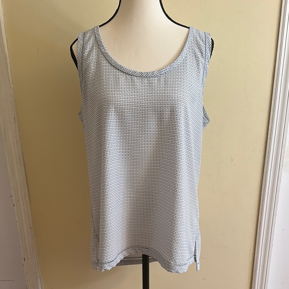 *NEW* Ann Taylor Women's Sleeveless Top - Most Have!